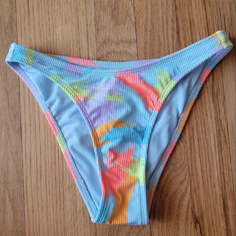 Ribbed High Leg Cheeky Bikini Bottoms | Light Blue Abstract Print